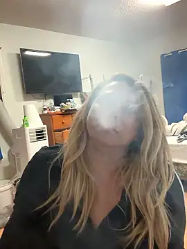 Hotslut187 online show from 16, 1, 2026