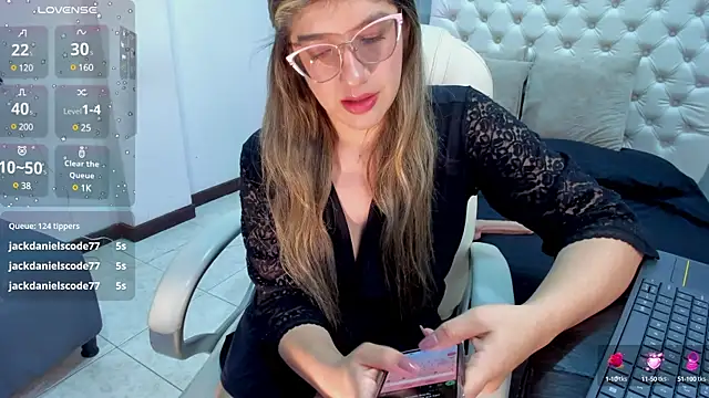 SEXMILLA  online show from 15, 3, 2025