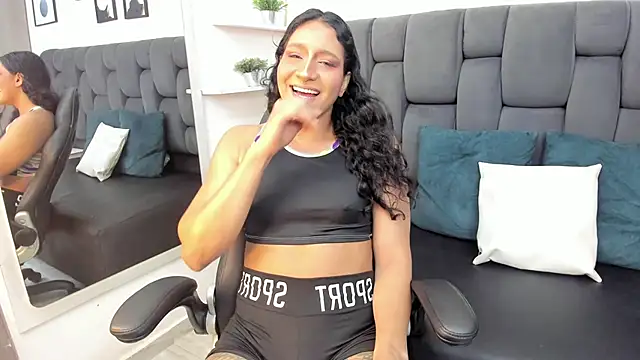 Snapshot of Alison_Chan_ chatting on 21, 2, 2025 Alison Chan online show from 21, 2, 2025