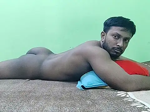 HunkyAriyan online show from 27, 9, 2025