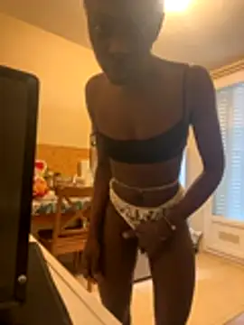 Snapshot of pupine35 chatting on 19, 11, 2025 pupine35 online show from 19, 11, 2025