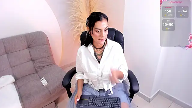 Snapshot of Ada_Monroe10 chatting on 16, 9, 2025 Ada Monroe10 online show from 16, 9, 2025