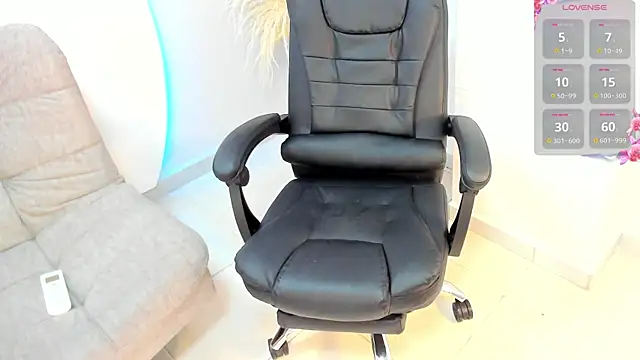 Snapshot of Ada_Monroe10 chatting on 17, 9, 2025 Ada Monroe10 online show from 17, 9, 2025