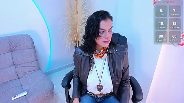 Snapshot of Ada_Monroe10 chatting on 3, 10, 2025 Ada Monroe10 online show from 3, 10, 2025