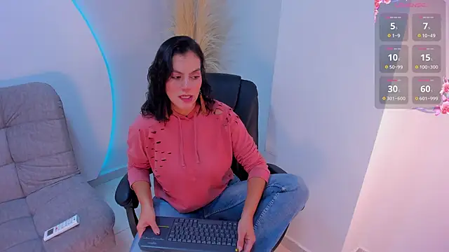 Snapshot of Ada_Monroe10 chatting on 7, 10, 2025 Ada Monroe10 online show from 7, 10, 2025