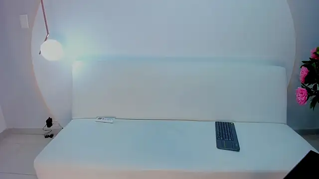 Snapshot of Ada_Monroe10 chatting on 15, 12, 2025 Ada Monroe10 online show from 15, 12, 2025