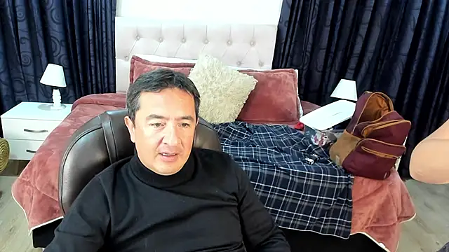 Snapshot of Sam_and_molly_ chatting on 23, 1, 2025 Sam and molly  online show from 23, 1, 2025