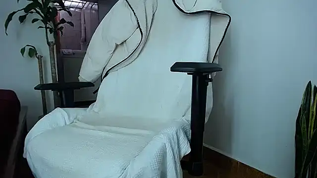 diamond black00 online show from 7, 3, 2025