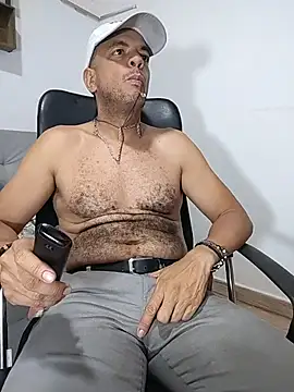 latinmartin73 online show from 4, 6, 2026