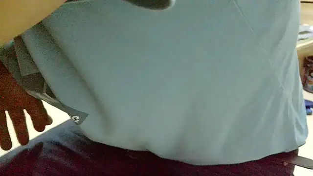 Snapshot of huzi518 chatting on 14, 9, 2025 huzi518 online show from 14, 9, 2025