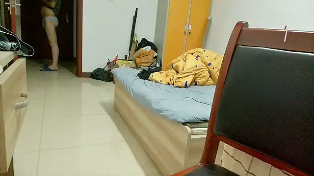 Snapshot of huzi518 chatting on 17, 9, 2025 huzi518 online show from 17, 9, 2025