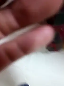 Snapshot of huzi518 chatting on 3, 10, 2025 huzi518 online show from 3, 10, 2025