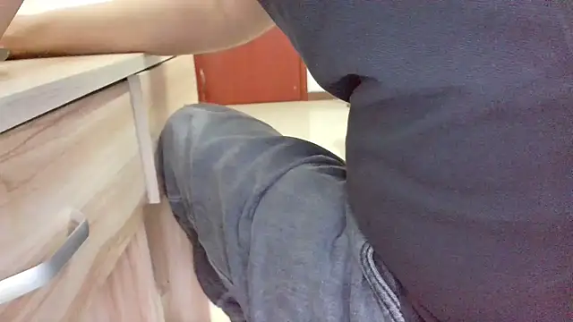 huzi518 online show from 18, 10, 2025