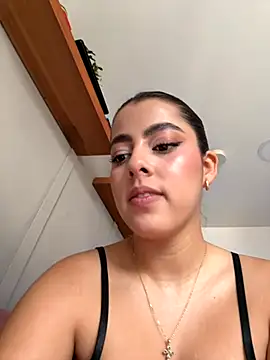 DakotaShelby online show from 4, 12, 2025