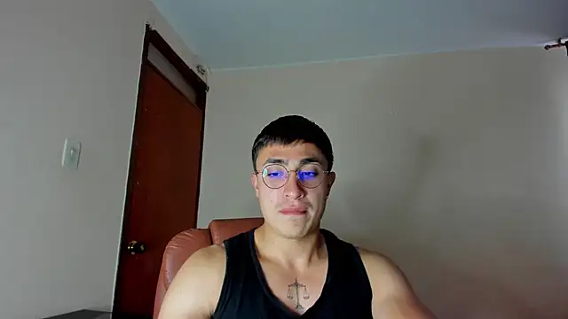 Leoknight online show from 4, 2, 2025