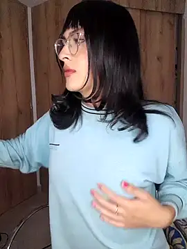 Kiitygirl online show from 3, 12, 2024