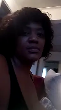 Snapshot of QueenOFthroat chatting on 7, 12, 2024 QueenOFthroat online show from 7, 12, 2024