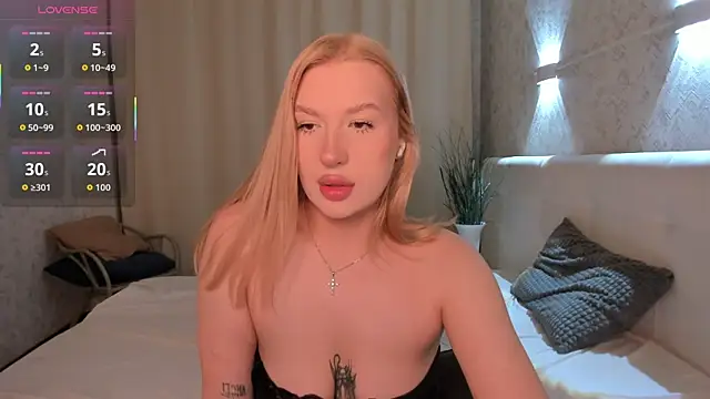 Snapshot of Emma__Leee chatting on 24, 2, 2026 Emma Leee online show from 24, 2, 2026