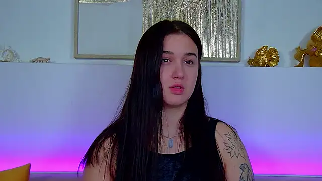 ChristinaMilton online show from 17, 11, 2025