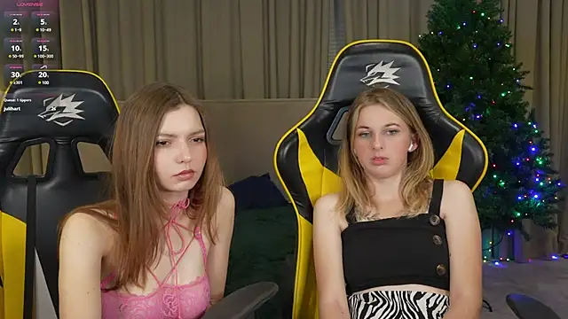 Snapshot of Michelle_054 chatting on 14, 12, 2024 Michelle 054 online show from 14, 12, 2024