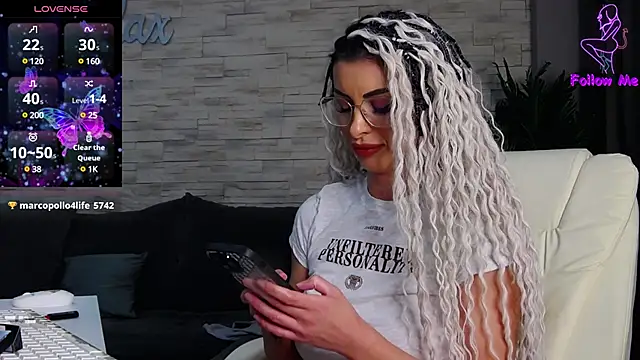 Snapshot of VictoriaMazze chatting on 14, 12, 2024 VictoriaMazze online show from 14, 12, 2024