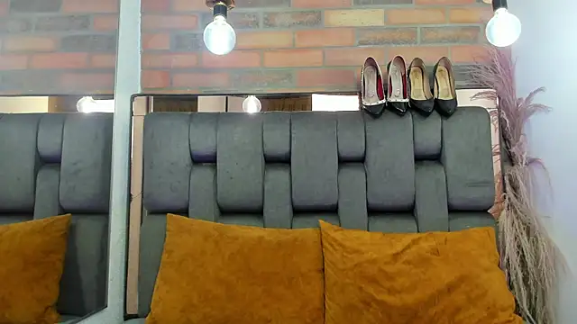 Snapshot of JESSYCORTES chatting on 30, 9, 2025 JESSYCORTES online show from 30, 9, 2025