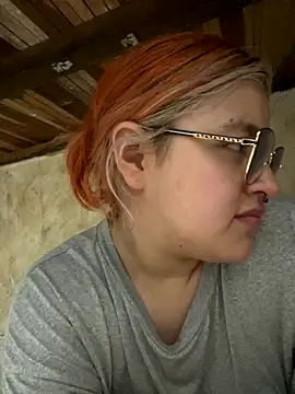 SophiaWeestt99 online show from 15, 11, 2025