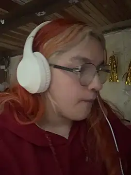 Snapshot of SophiaWeestt99 chatting on 26, 5, 2026 SophiaWeestt99 online show from 26, 5, 2026