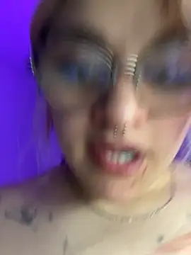SophiaWeestt99 online show from 6, 7, 2026