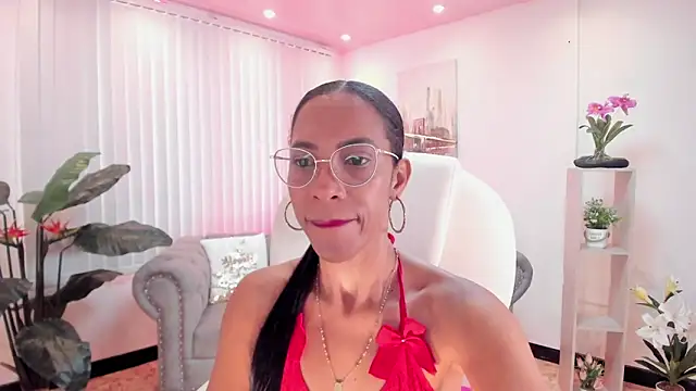 Snapshot of Shantaall_ chatting on 28, 1, 2025 Shantaall online show from 28, 1, 2025