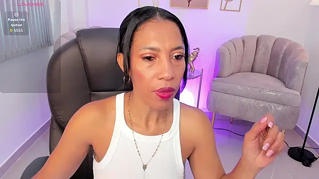 Snapshot of Shantaall_ chatting on 11, 10, 2025 Shantaall online show from 11, 10, 2025
