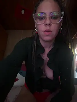 mariposapontiak420 online show from 10, 6, 2026