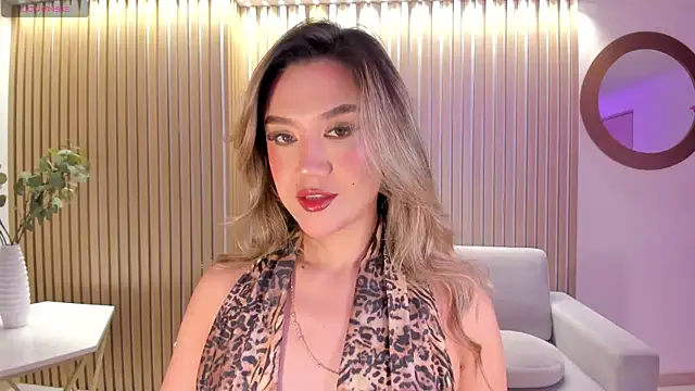 RebeccaHudson online show from 13, 9, 2025