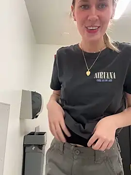 Snapshot of M1ssyk1ssy chatting on 15, 1, 2025 M1ssyk1ssy online show from 15, 1, 2025