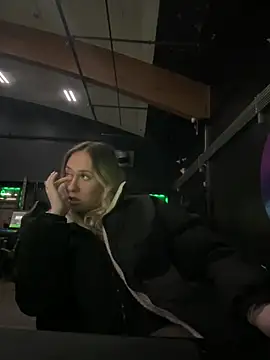 Snapshot of M1ssyk1ssy chatting on 26, 1, 2025 M1ssyk1ssy online show from 26, 1, 2025