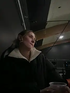 Snapshot of M1ssyk1ssy chatting on 2, 2, 2025 M1ssyk1ssy online show from 2, 2, 2025