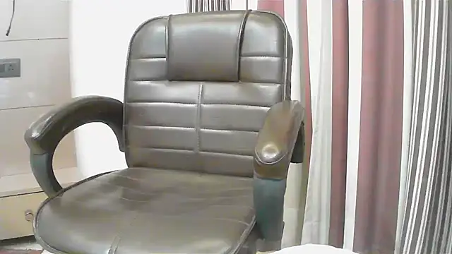 Snapshot of collage_hoty chatting on 23, 3, 2025 collage hoty online show from 23, 3, 2025