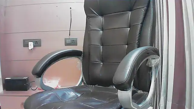 Snapshot of collage_hoty chatting on 29, 9, 2025 collage hoty online show from 29, 9, 2025