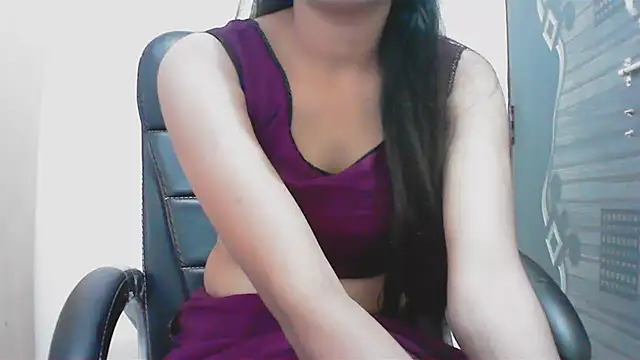 Snapshot of collage_hoty chatting on 11, 4, 2026 collage hoty online show from 11, 4, 2026