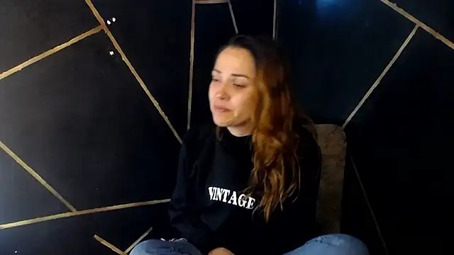 camilawm19 online show from 9, 4, 2026