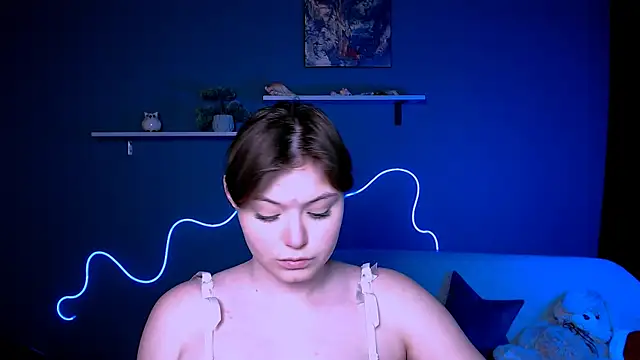 Snapshot of nikole_kitt chatting on 12, 2, 2025 nikole kitt online show from 12, 2, 2025