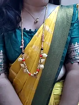 Snapshot of gaurika18 chatting on 21, 3, 2025 gaurika18 online show from 21, 3, 2025