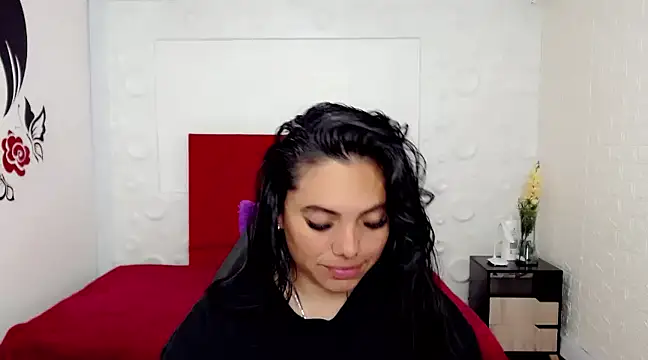 Scarlet Magics online show from 6, 12, 2024