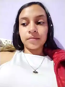 Snapshot of emma_ambar chatting on 25, 12, 2024 emma ambar online show from 25, 12, 2024