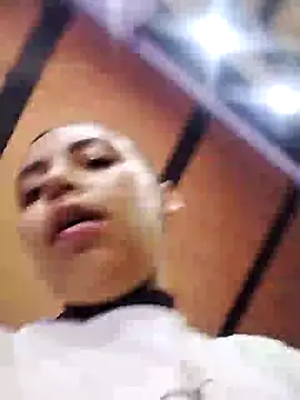 Snapshot of emma_ambar chatting on 18, 2, 2025 emma ambar online show from 18, 2, 2025