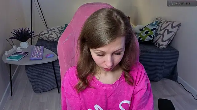 Lill Mary online show from 10, 3, 2025