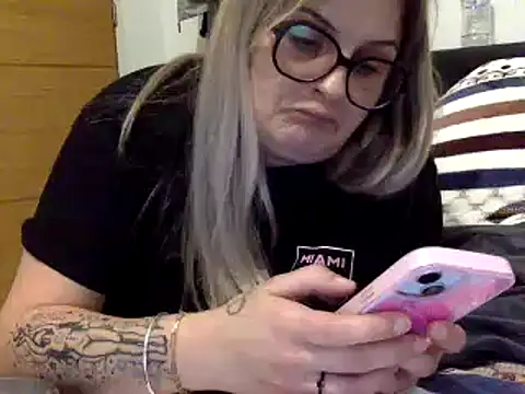 vanillesoumise online show from 12, 12, 2024