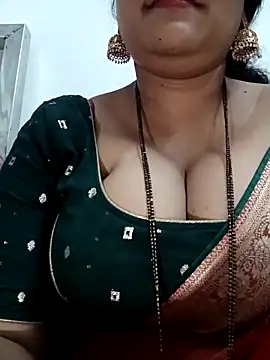 Snapshot of Nyra-23 chatting on 9, 11, 2025 Nyra-23 online show from 9, 11, 2025