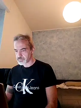 Snapshot of Marcolino183 chatting on 18, 12, 2024 Marcolino183 online show from 18, 12, 2024