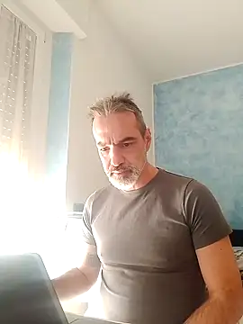 Snapshot of Marcolino183 chatting on 6, 2, 2025 Marcolino183 online show from 6, 2, 2025